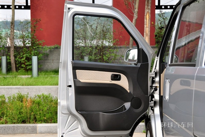 2012款 1.1L舒适型