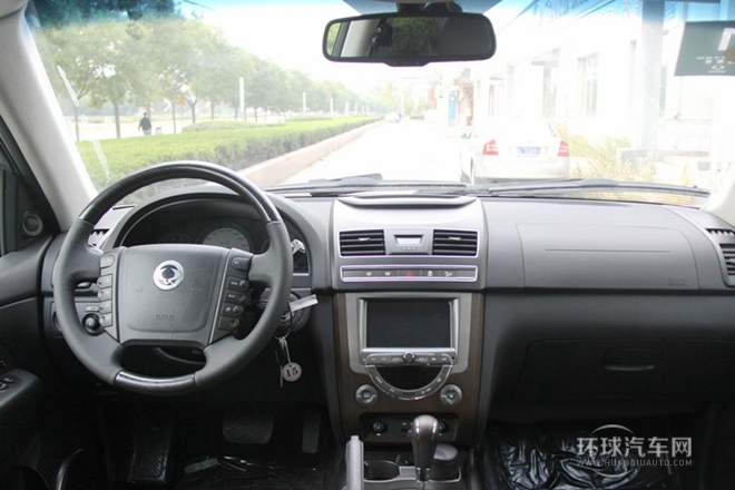 2011款 2.0T 四驱豪华导航版