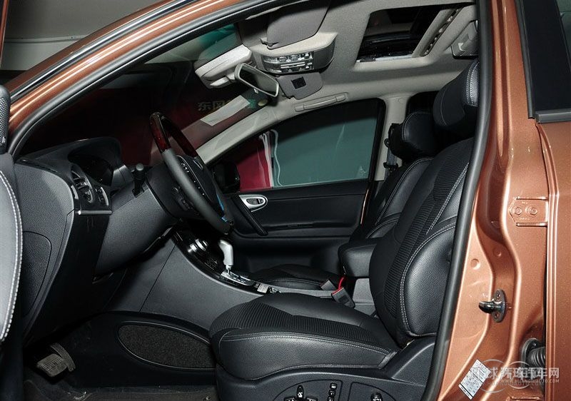 2013款 锋芒限量版 2.2T 两驱智慧型