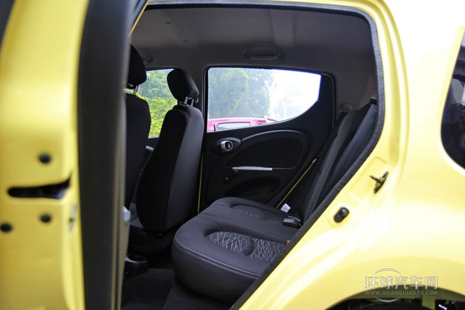 2012款 1.0L 手动亲情版 国IV