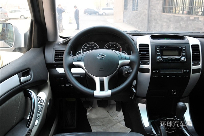 2011款 2.0L 手动两驱豪华型