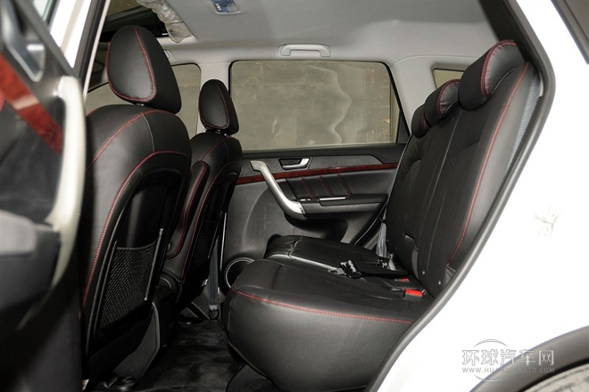 2013款 运动版 1.5T 手动四驱尊贵型