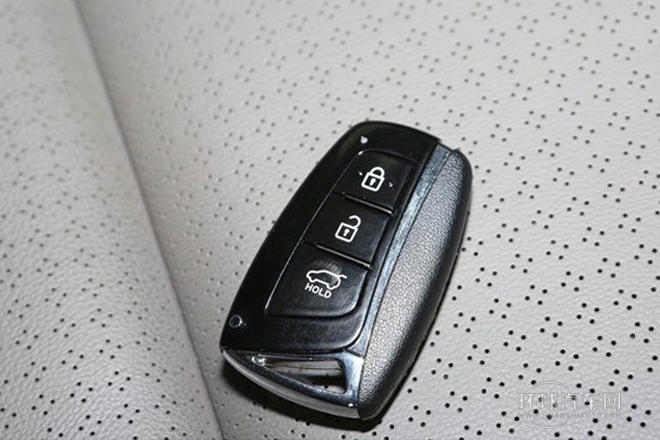 2013款 2.2T 7座旗舰版