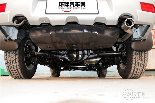 2011款 2.4L 两驱运动豪华版