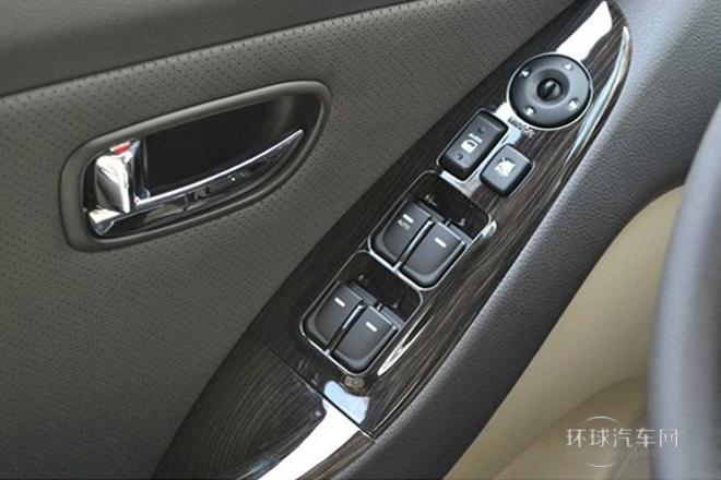 2011款 1.6L 自动舒适型