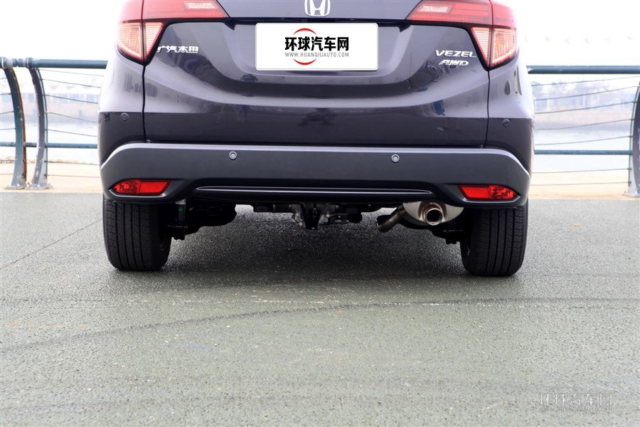 2015款 1.8L 手动两驱精英型