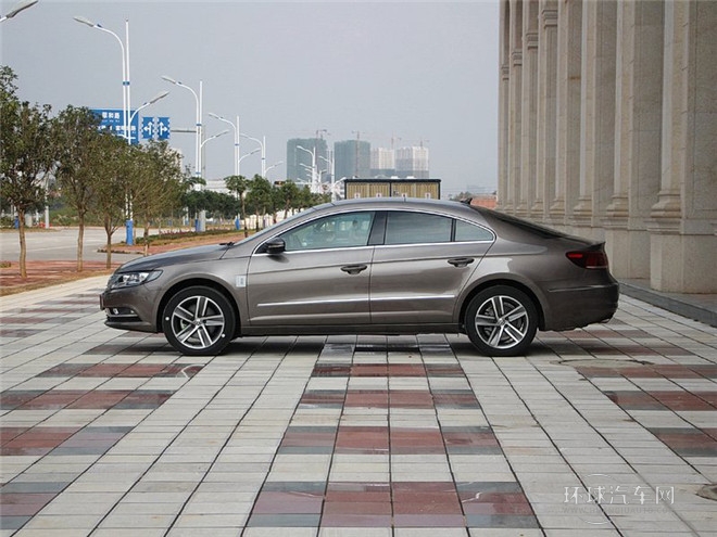 2015款 2.0TSI 尊贵型