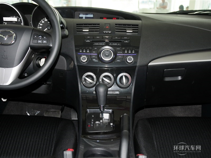 2015款 三厢 1.6L 自动精英型