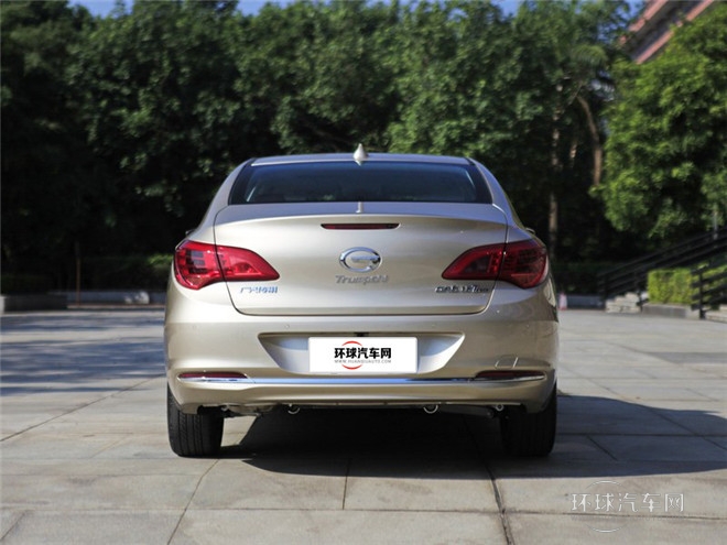 2015款 1.8T 自动豪华导航型