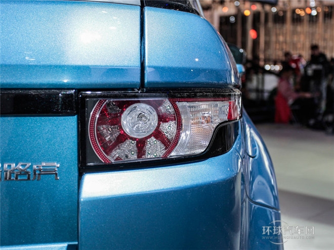 2015款 2.0T 五门致享版