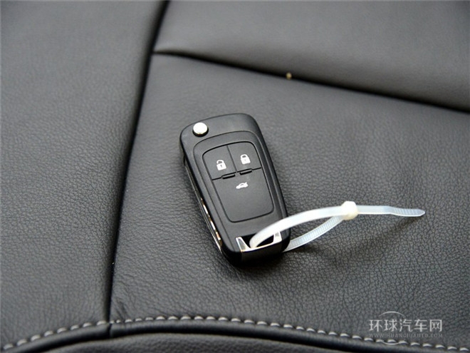 2015款 18T 双离合精英型