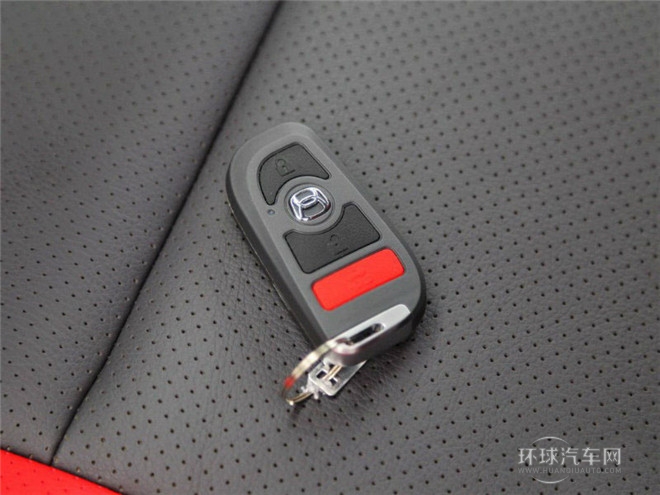 2015款 三厢 1.4L 手动理想型