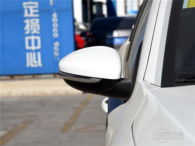 2015款 1.6L 自动先锋型
