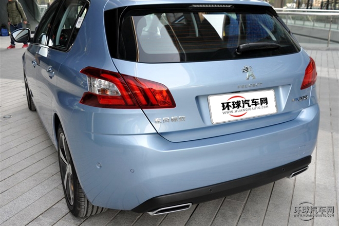 2015款 1.6T 自动劲驰版