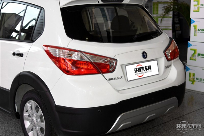 2015款 1.6L 手动豪华版