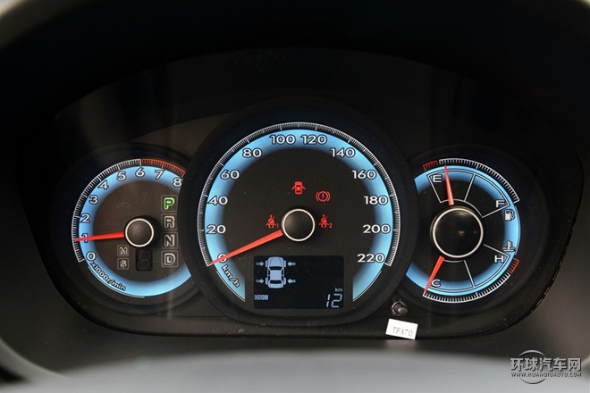 2015款 1.8L 自动豪华型