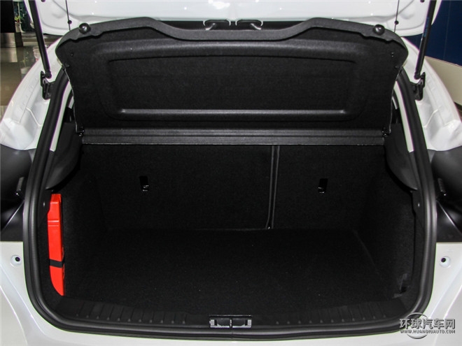 2015款 三厢 1.0L GTDi 手动超能风尚型